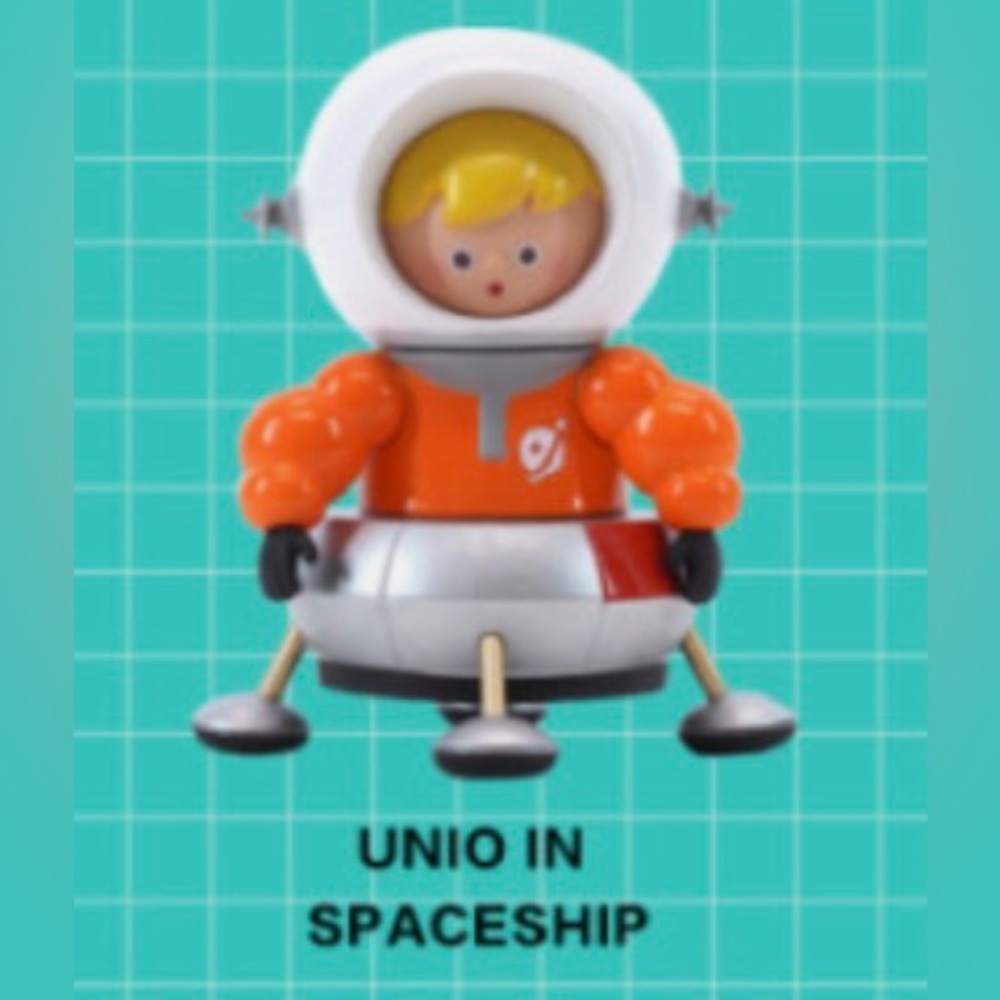POP MART- Space Walker Mini Figure Collection- confirmed:Unio in Spaceship (NIB)